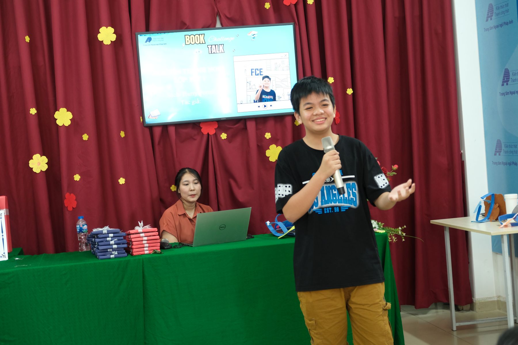 Thuyết trình Tiếng Anh